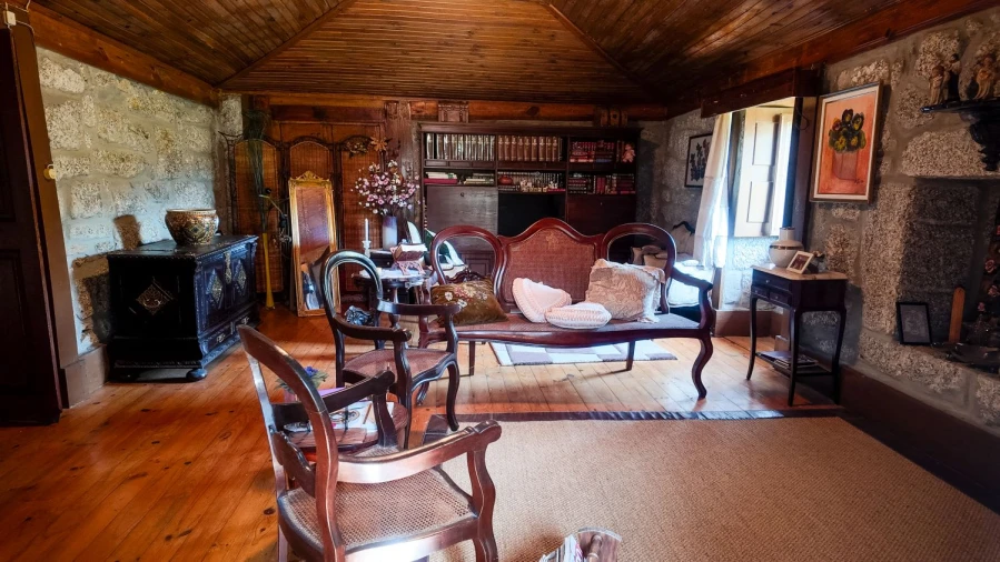 Quinta T3 para Venda em Cantelães Foto 34