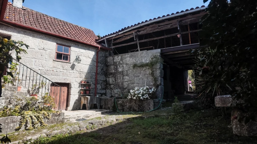 Quinta T3 para Venda em Cantelães Foto 45