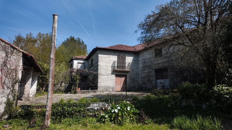 Quinta T3 para Venda em Cantelães Foto 55