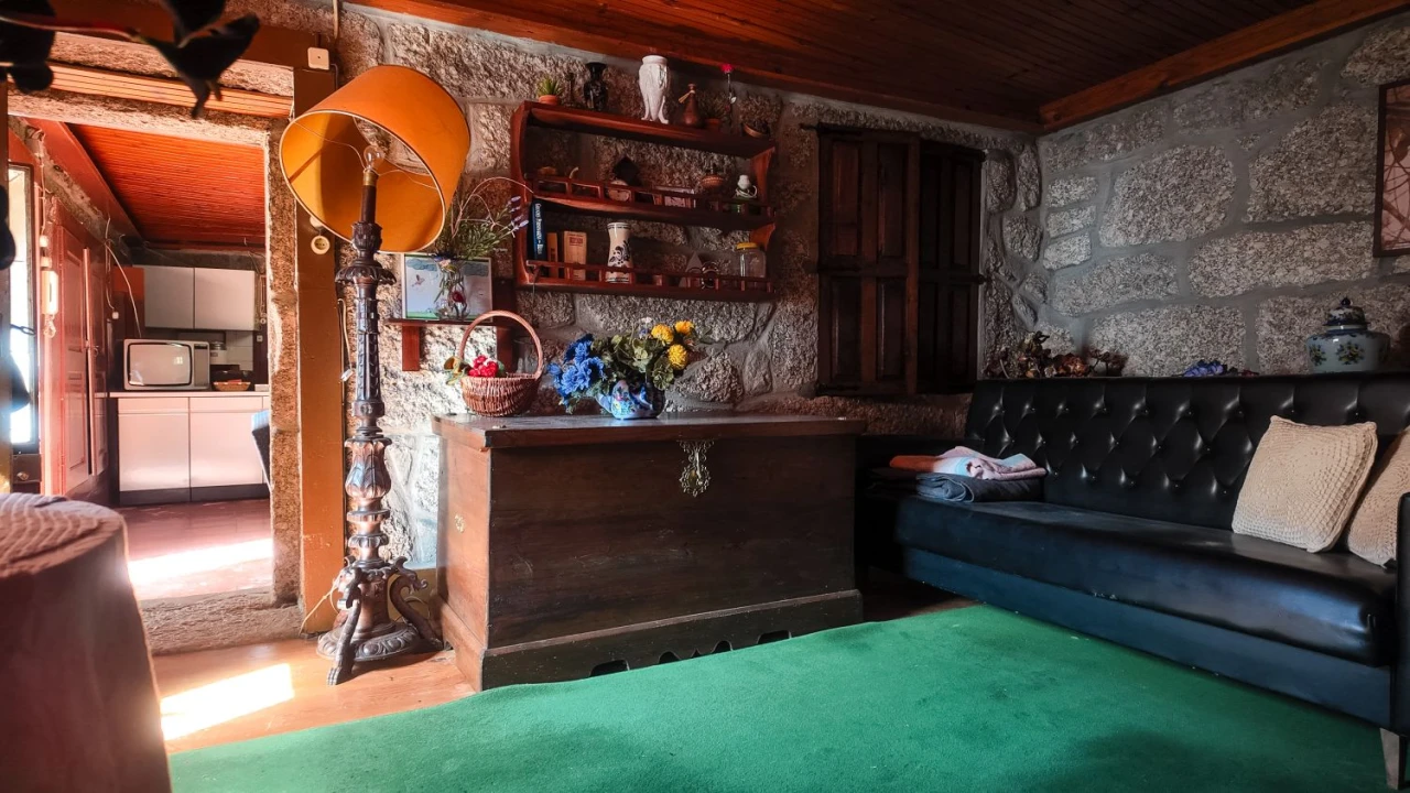 Quinta T3 para Venda em Cantelães Foto 12