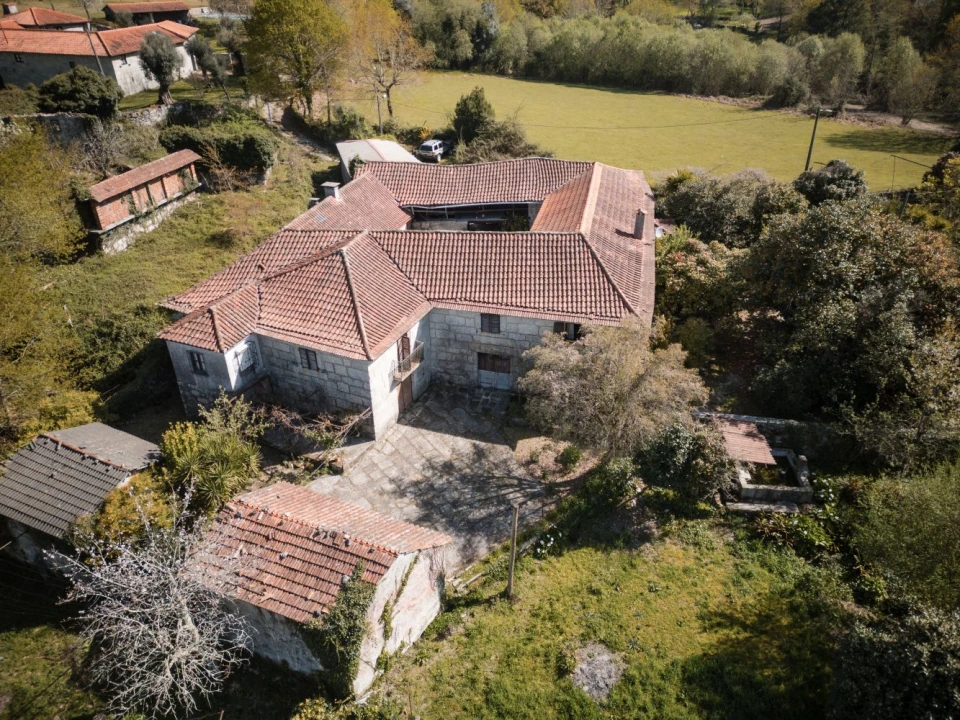 Quinta T3 para Venda em Cantelães Foto 1