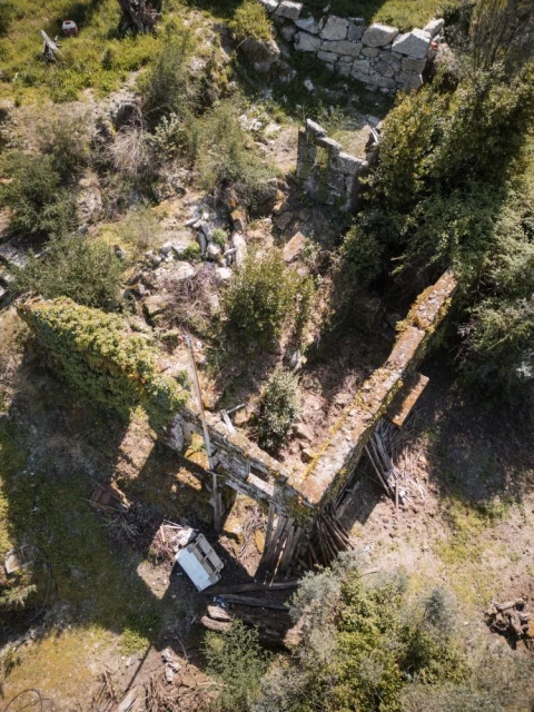 Quinta T0 para Venda em Calvos e Frades