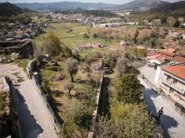 Quinta T0 para Venda em Calvos e Frades