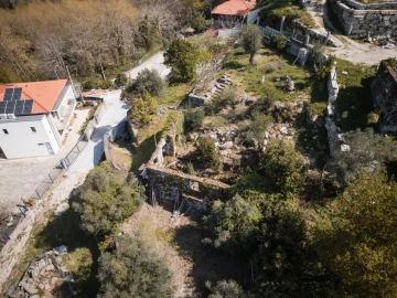 Quinta T0 para Venda em Calvos e Frades