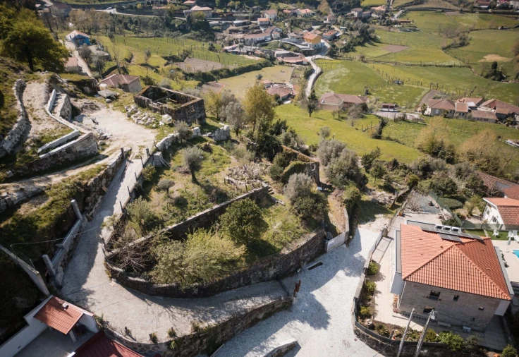 Quinta T0 para Venda em Calvos e Frades Foto 41