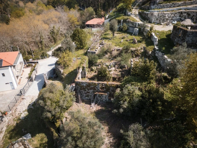 Quinta T0 para Venda em Calvos e Frades Foto 21