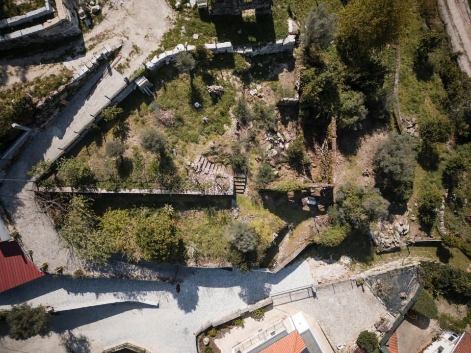 Quinta T0 para Venda em Calvos e Frades Foto 38