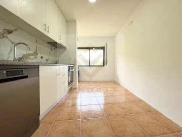Apartamento T2 para Venda em São João de Ver