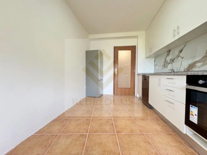 Apartamento T2 para Venda em São João de Ver Foto 8
