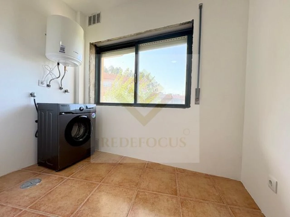 Apartamento T2 para Venda em São João de Ver Foto 11