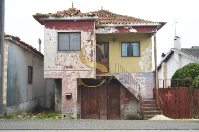 Moradia T3 para Venda em Regueira de Pontes