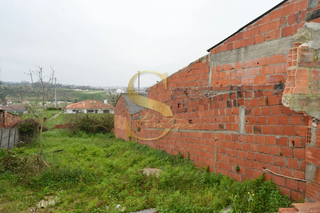 Moradia T3 para Venda em Regueira de Pontes Foto 35