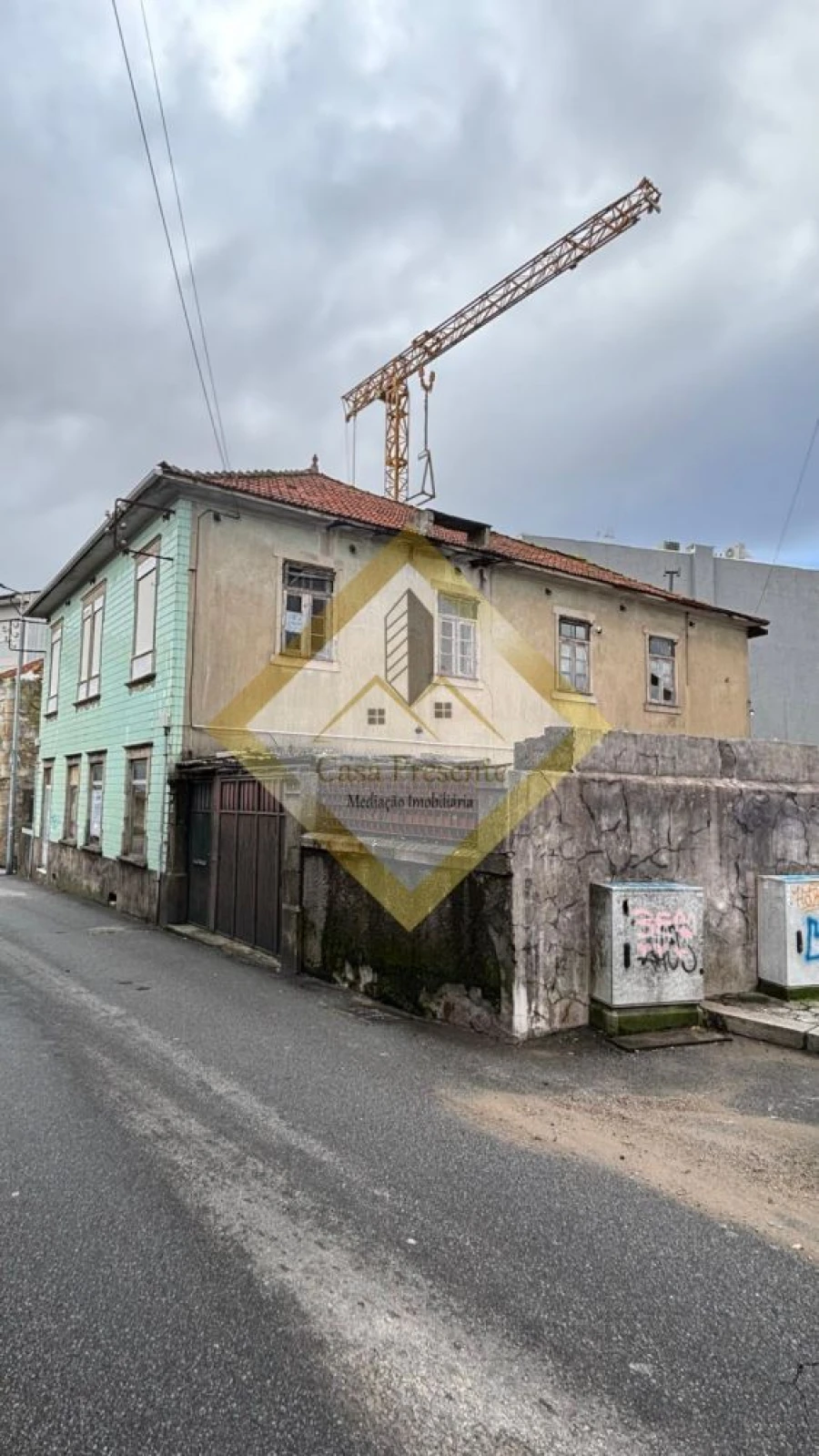 Terreno para Venda em Oliveira do Douro Foto 2
