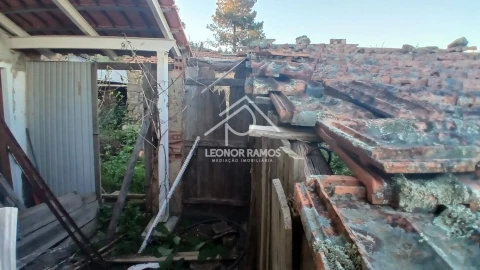 Moradia T2 para Venda em Proença-A-Nova e Peral