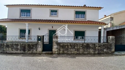 Moradia T5 para Venda em Zebreira e Segura