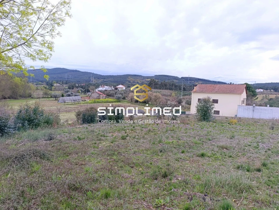 Terreno para Venda em Enxames Foto 12