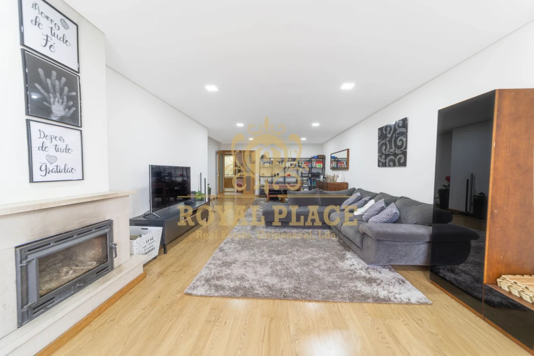 Apartamento T3 para Venda em São João de Ver Foto 3