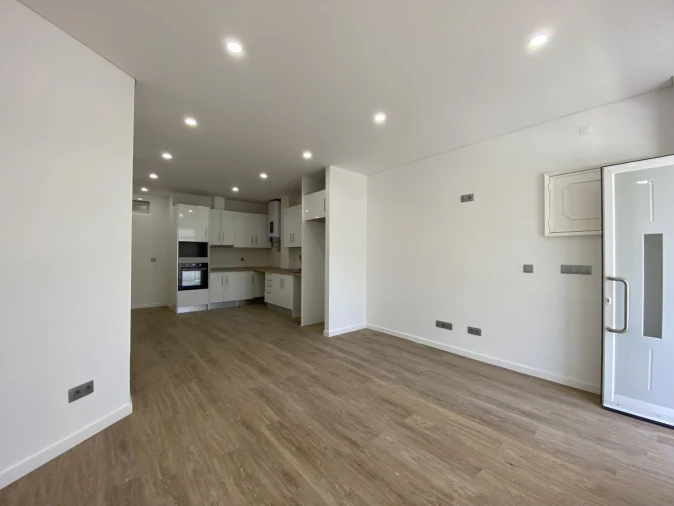 Apartamento T2 para Venda em Queluz e Belas Foto 12