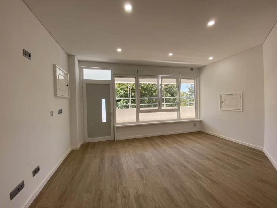 Apartamento T2 para Venda em Queluz e Belas Foto 18