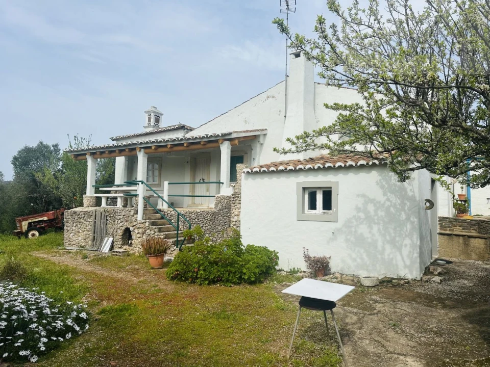 Quinta T0 para Venda em Salir Foto 1