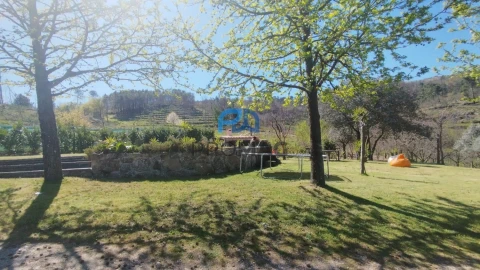 Quinta T2 para Venda em Resende