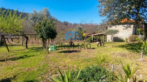 Quinta T2 para Venda em Resende