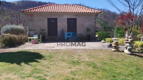 Quinta T2 para Venda em Resende