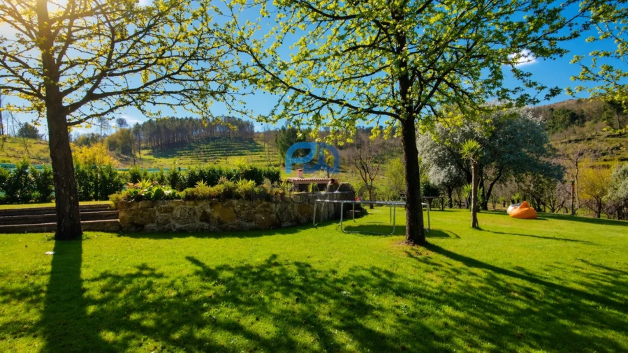 Quinta T2 para Venda em Resende Foto 8