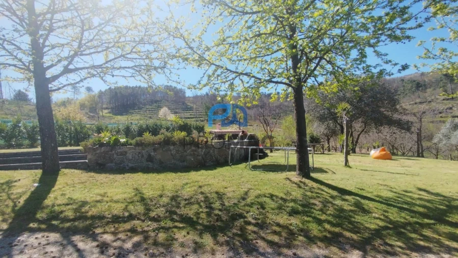 Quinta T2 para Venda em Resende Foto 10