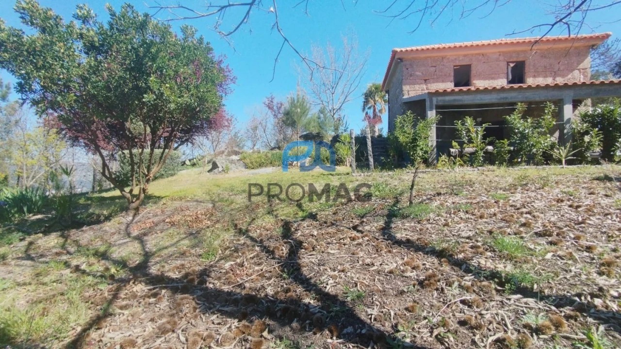 Quinta T2 para Venda em Resende Foto 27