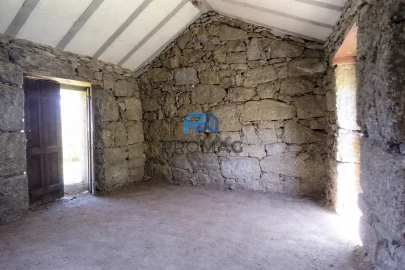 Quinta T0 para Venda em Barro