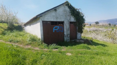 Quinta T0 para Venda em Barro