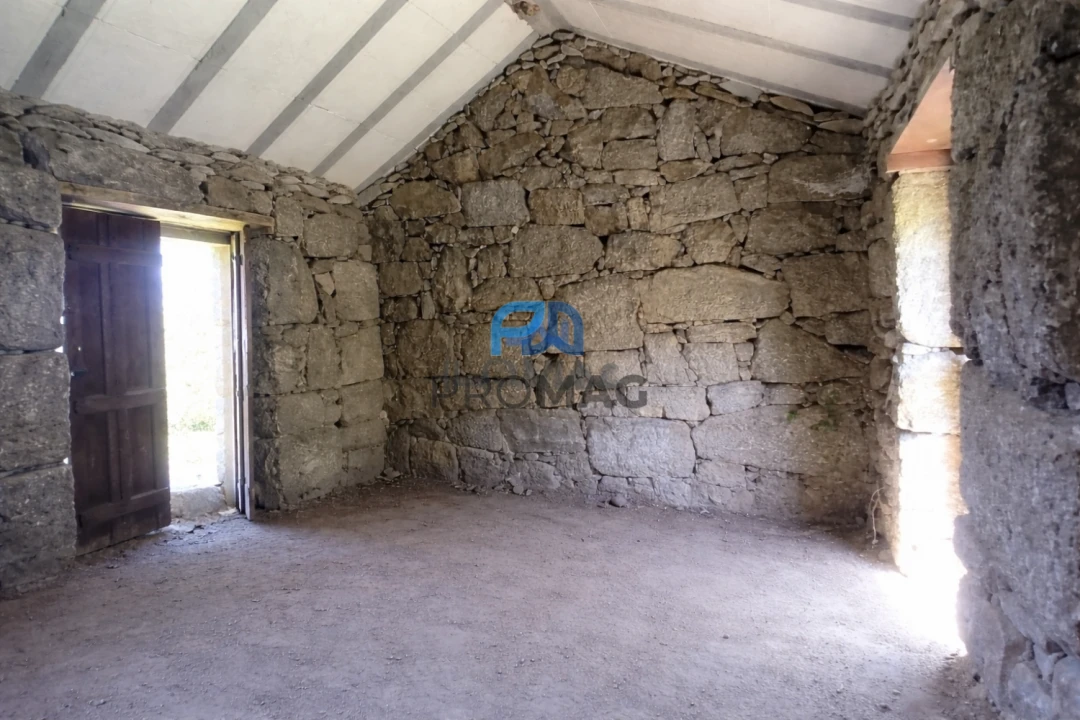 Quinta T0 para Venda em Barro Foto 28