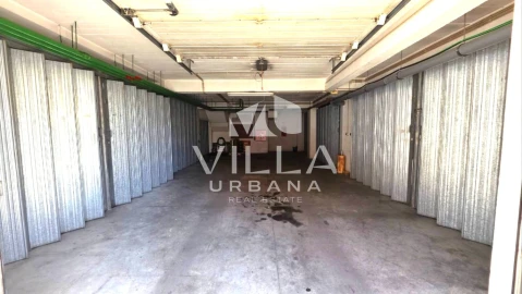 Garagem para Venda em Laranjeiro e Feijó