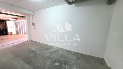 Garagem para Venda em Laranjeiro e Feijó