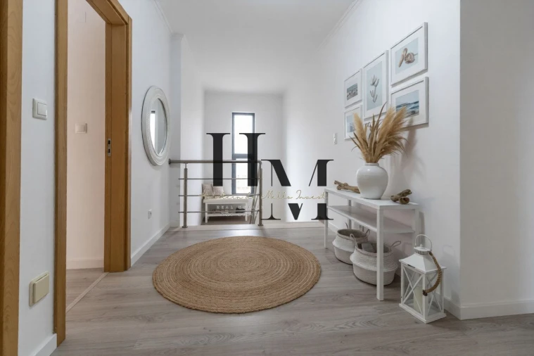 Moradia T5 para Venda em Laranjeiro e Feijó Foto 37