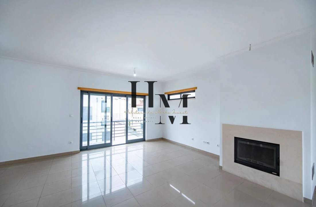 Moradia T5 para Venda em Laranjeiro e Feijó Foto 22