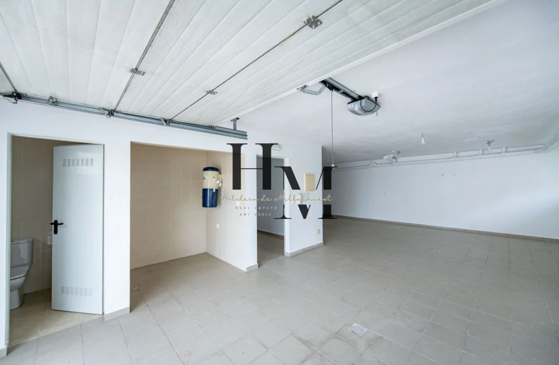 Moradia T5 para Venda em Laranjeiro e Feijó Foto 13