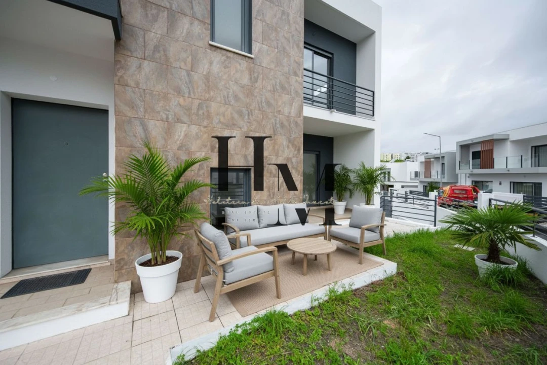 Moradia T5 para Venda em Laranjeiro e Feijó Foto 39