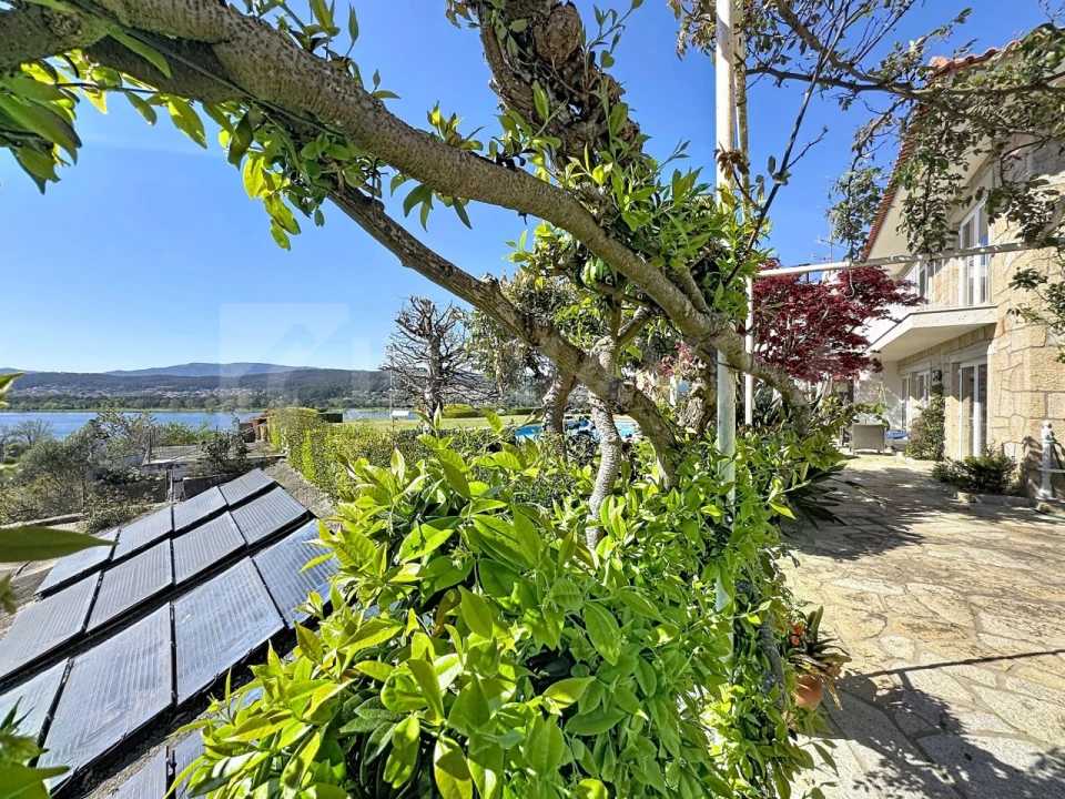 Moradia T7 para Venda em Gondarem Foto 67