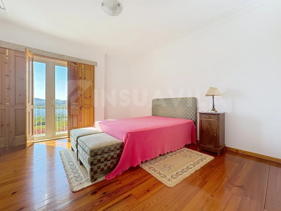 Moradia T7 para Venda em Gondarem Foto 53