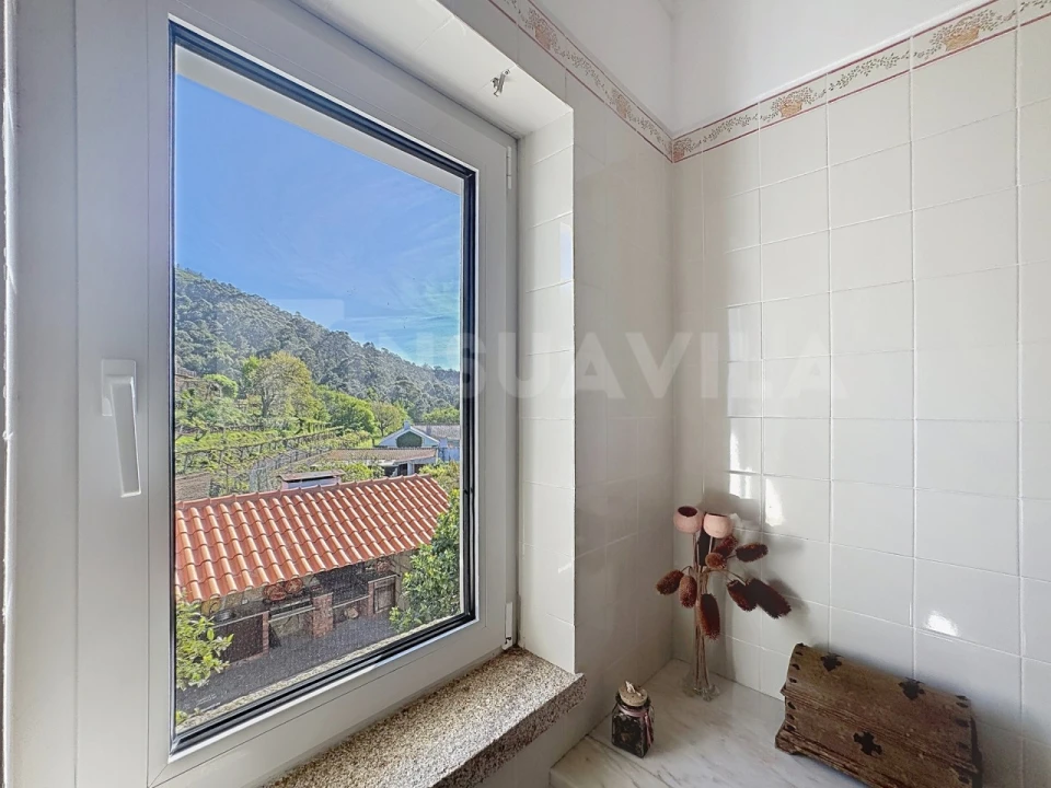 Moradia T7 para Venda em Gondarem Foto 61