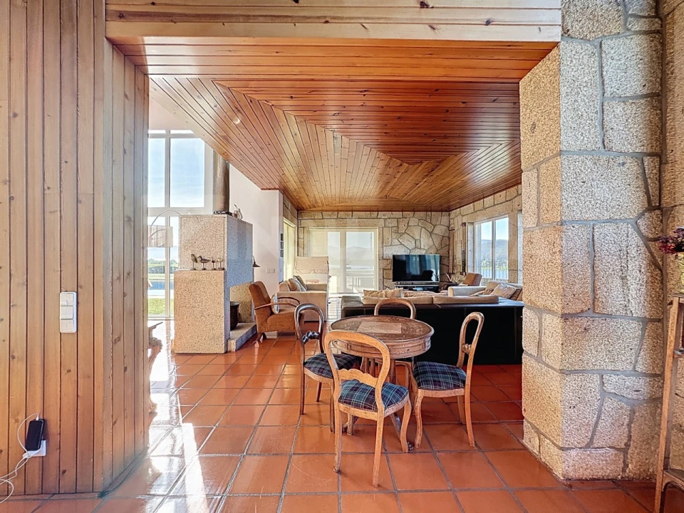 Moradia T7 para Venda em Gondarem Foto 20