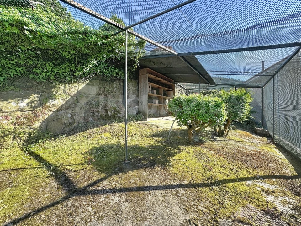 Moradia T7 para Venda em Gondarem Foto 73