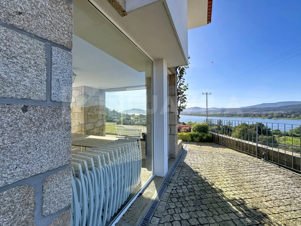 Moradia T7 para Venda em Gondarem Foto 75