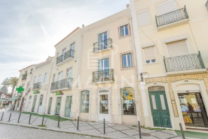 Prédio para Venda em União das Freguesias de Setúbal