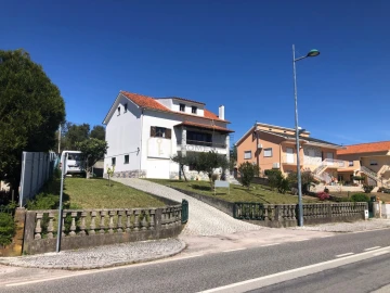 Moradia T3 para Venda em Figueiró dos Vinhos e Bairradas