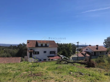 Moradia T3 para Venda em Figueiró dos Vinhos e Bairradas