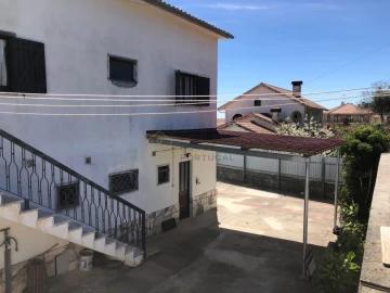 Moradia T3 para Venda em Figueiró dos Vinhos e Bairradas