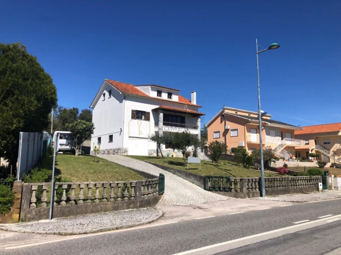 Moradia T3 para Venda em Figueiró dos Vinhos e Bairradas Foto 2